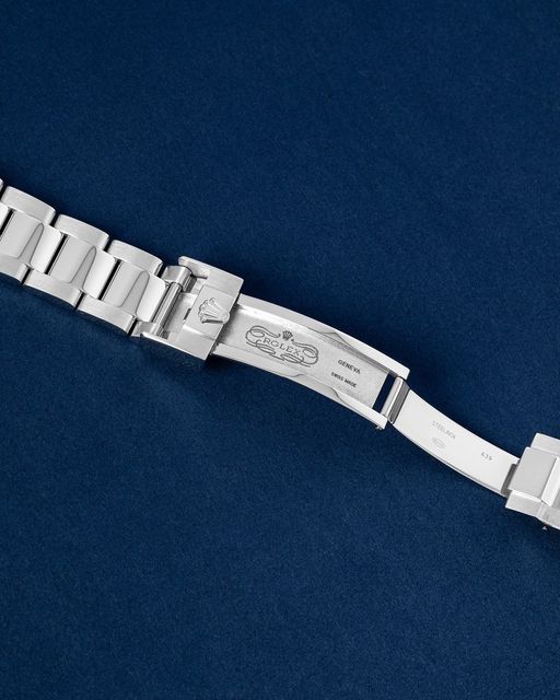 Rolex GMT Master II 116710 BLNR Image 4